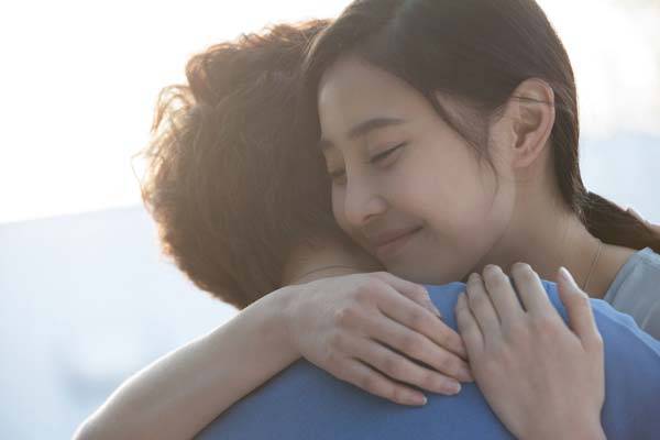 어버이날을 맞아 부모님이 예전보다 자주 깜빡하시거나 말수가 줄어드는 등 변화가 나타나지 않았는지 세심하게 살펴보자./사진=클립아트코리아