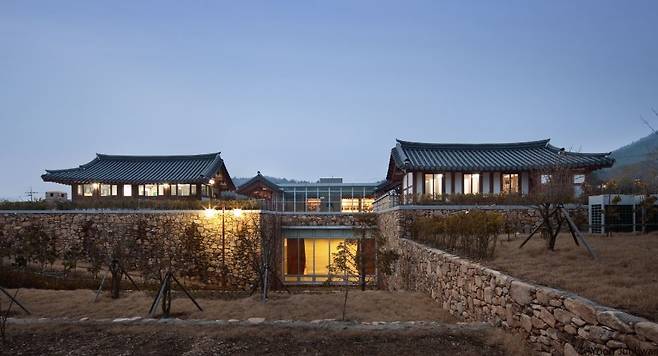 Gosan Yun Seon-do Artifact Museum (Yoon Jun-hwan)