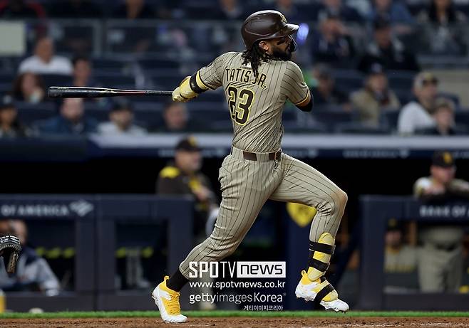 ▲ 약물 사용으로 추락했던 페르난도 타티스 주니어가 부활했다.