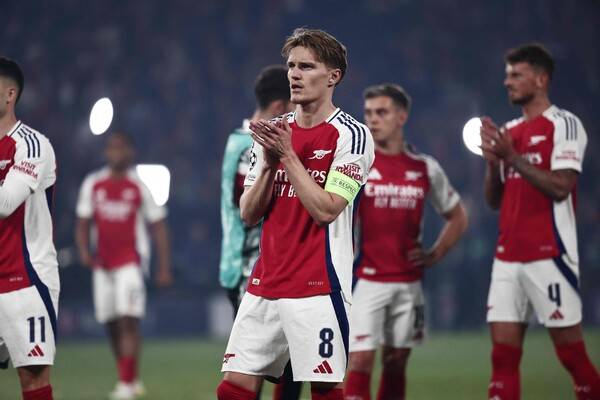 ▲ 아스널은 파리 생제르맹을 넘지 못하고 챔피언스리그 4강에서 여정을 끝냈다. 미켈 아르테타 감독은 비판의 도마 위에 올랐다. ⓒ연합뉴스/REUTERS/AFP