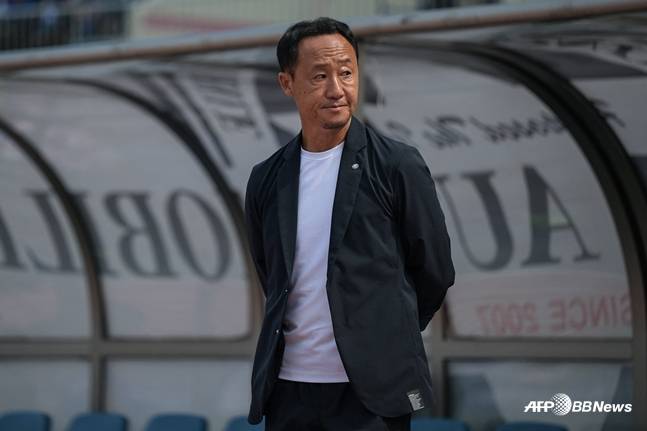 스태프와 선수들을 괴롭혔다는 의혹을 받고 있는 구로다 고 마치다 젤비아 감독. /AFPBBNews=뉴스1