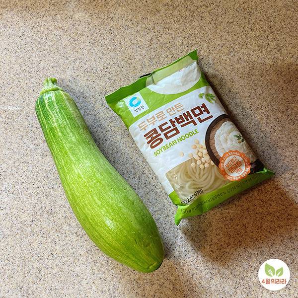 애호박과 콩담백면