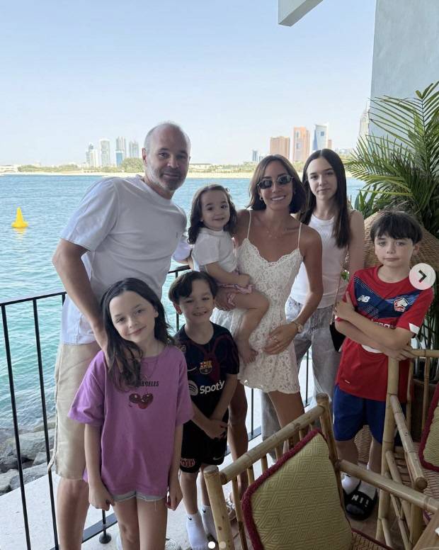 가족과 단란한 시간을 보내고 있는 이니에스타. 사진출처=이니에스타 인스타그램