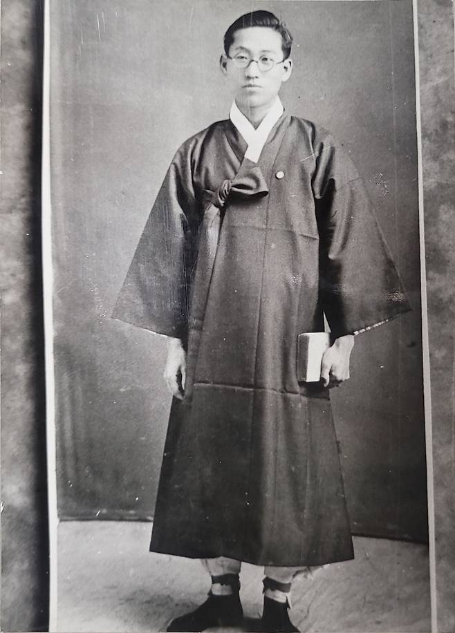 1931년 송도고보 교사 부임 당시의 석주명.