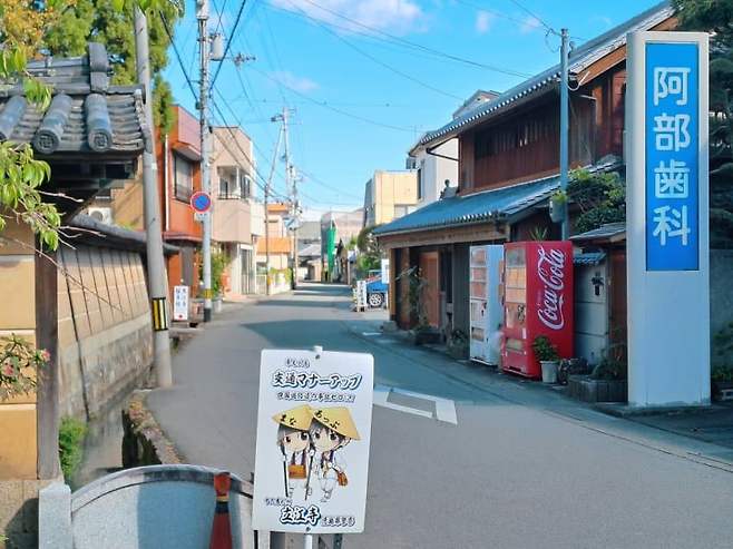 1d94f308ccf107f43eed83e542807102f3d067173189ef4787ae40daf88ccb033e82b4fd208f2b75c5fa