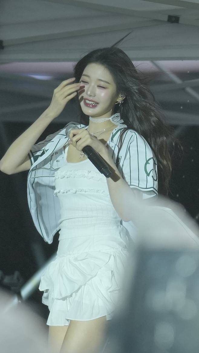 13.jpg 오늘자 성균관대 축제 아이브 장원영 고화질 짤