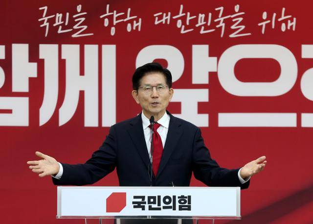 김문수 국민의힘 대통령 후보가 9일 경기 수원시 국민의힘 경기도당에서 열린 경기도당 선거대책위원회 발대식에서 인사말을 하고 있다. 김문수 캠프 제공