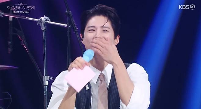 KBS 2TV 뮤직 토크쇼 ‘더 시즌즈-박보검의 칸타빌레’ 방송 캡처