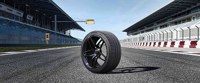 한국타이어, 슈퍼카 겨냥 모델 '벤투스 에보 Z' 출시 [한국타이어 제공. 재판매 및 DB 금지]