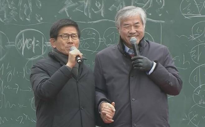 과거 전광훈 측 주최 집회 참여한 김 후보. 유튜브 갈무리