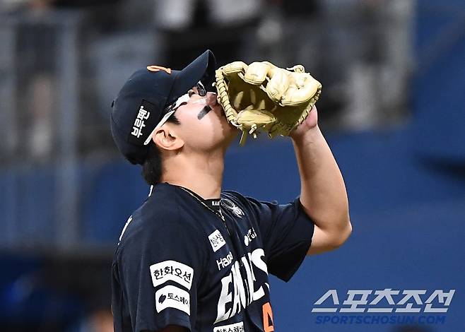 9일 서울 고척스카이돔에서 열린 한화-키움전. 한화가 7대5 역전승을 거두며 10연승을 질주했다. 마무리 김서현이 세리머니를 하고 있다. 고척=정재근 기자 cjg@sportschosun.com/2025.5.9/