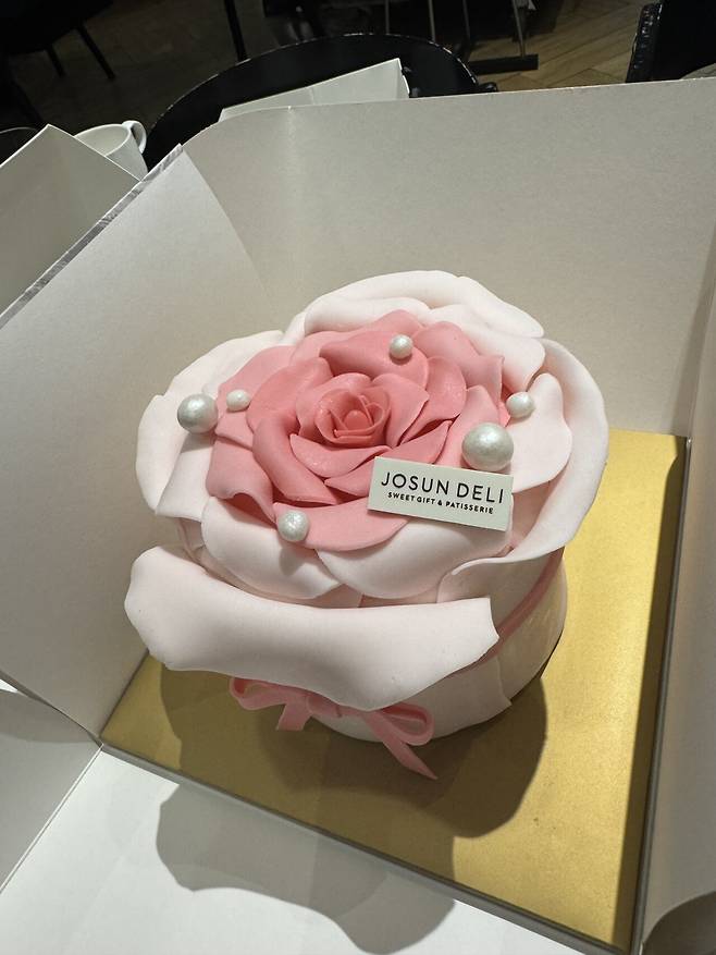 IMG_3851.jpeg 웨스틴 조선 서울 조선델리 케이크