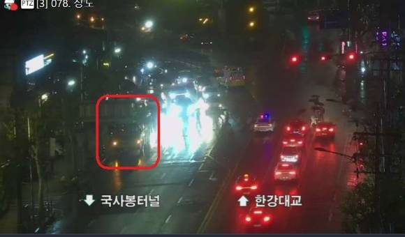 서울 동작구 상도동 교통사고 현장. [사진=연합뉴스]