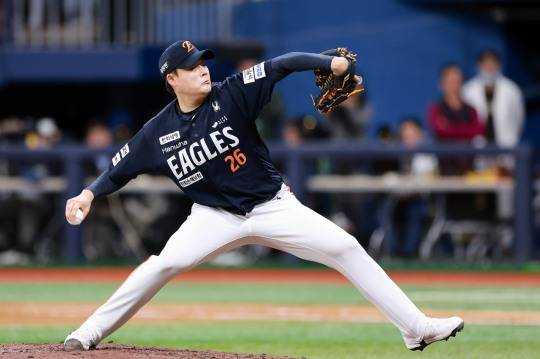 8회말 한승혁 역투. 사진[연합뉴스]