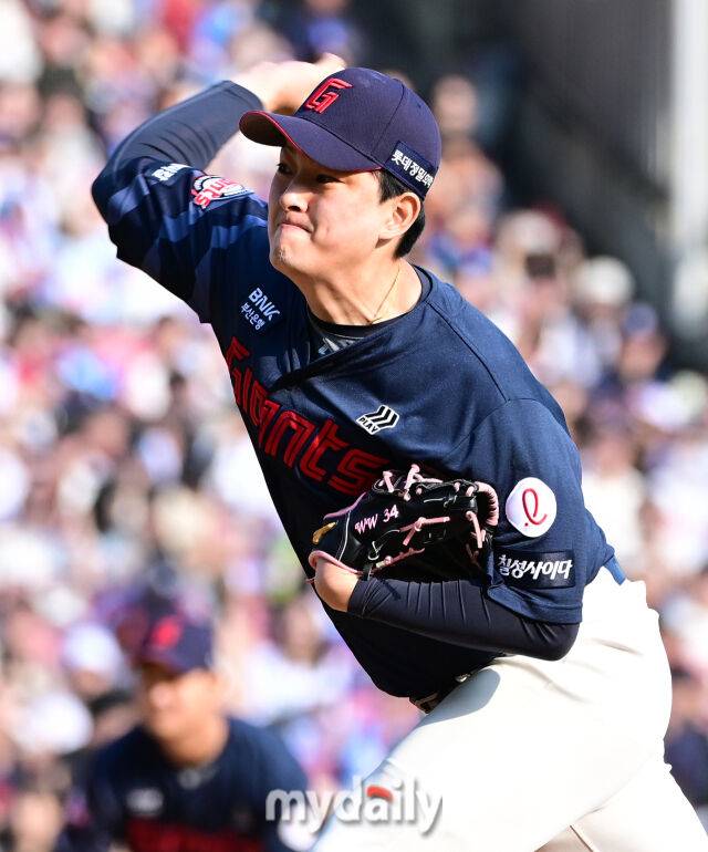 롯데 자이언츠 김원중./마이데일리