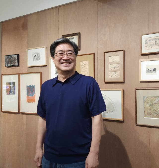 미술수집가 겸 미술평론가 황정수