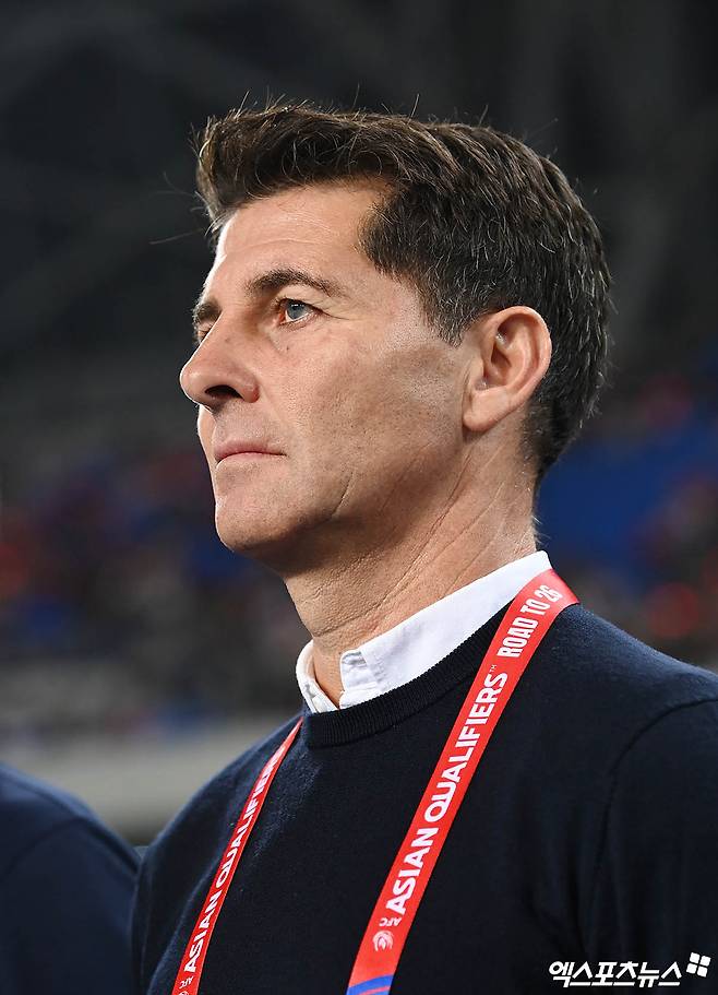 이라크 축구협회는 15일(한국시간) 보도자료를 통해 헤수스 카사스 감독과 그의 사단을 경질한다고 발표했다. 엑스포츠뉴스DB