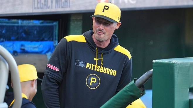 &nbsp;(돈 켈리 피츠버그 신임감독)