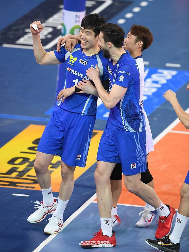 대한항공에서 뛰던 현역 시절 신영수. KOVO 제공