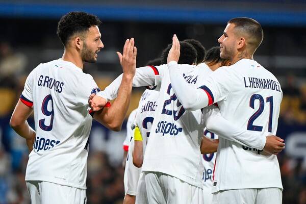 ▲ 루이스 엔리케 파리 생제르맹 감독의 초점은 챔피언스리그 결승전에 맞춰져 있다. 몽펠리에전에는 이강인을 비롯해 곤살루 하무스, 마율루 등 벤치 자원들이 대거 나섰다. 하무스는 해트트릭을 해냈다. ⓒ연합뉴스/REUTERS/AFP