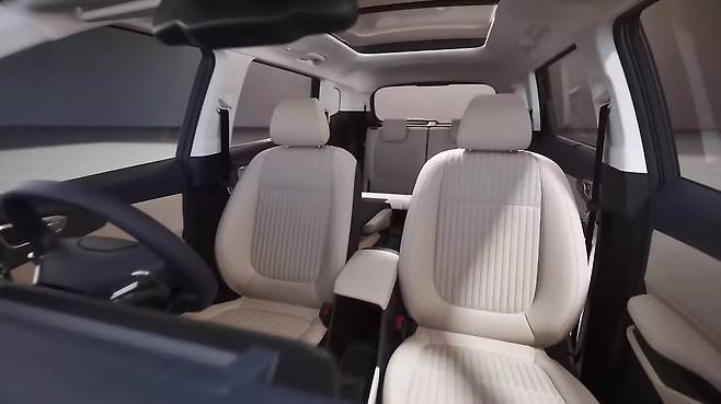 기아 카렌스 클라비스