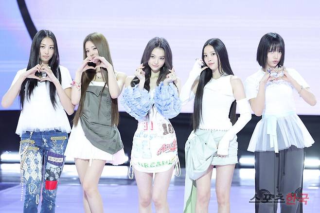 그룹 미야오(MEOVV)의 첫 번째 EP앨범 '마이 아이즈 오픈 와이드(MY EYES OPEN VVIDE)' 발매 기념 쇼케이스. 25.5.12 ⓒ이혜영 기자 lhy@hankooki.com