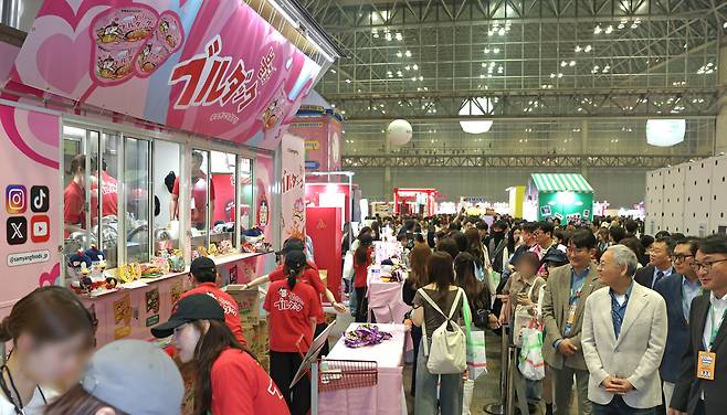 일본 지바현 마쿠하리 멧세에서 열린 ‘KCON JAPAN 2025’ 현장. /조선DB