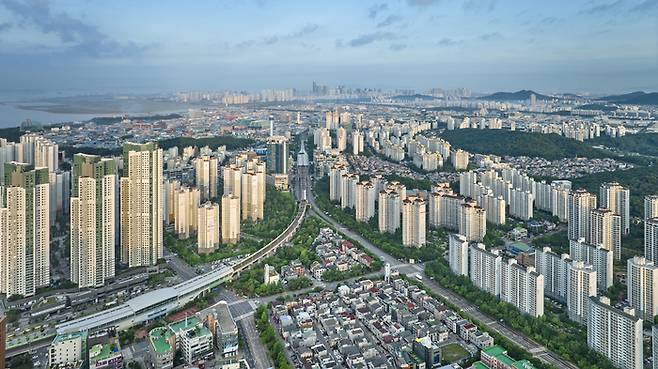 유엔 산하 유엔개발계획(UNDP)이 각국 주민의 삶의 질을 평가한 '인간개발지수'(HDI) 순위에서 한국이 20위를 기록했다. 사진=게티이미지