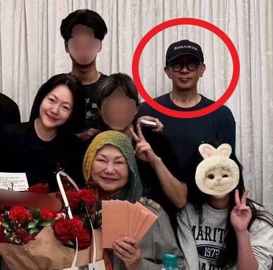 구준엽과 쉬시위안의 동생 쉬시디, 쉬시위안의 어머니 황춘메이. 황춘메이 페이스북 갈무리