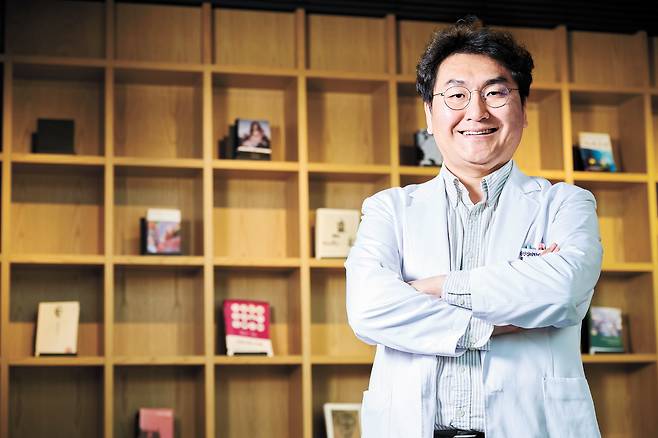 조철현 교수는 “향후 디지털 치료기기는 약물치료 이외의 새로운 치료 수단으로 자리 잡을 것”이라고 말했다. 인성욱 객원기자