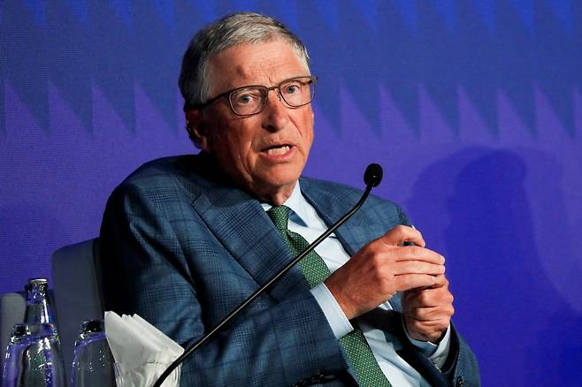 마이크로소프트 공동 창업자인 빌 게이츠가 아랍에미리트 두바이에서 열린 제 28차 유엔 기후변화협약 당사국총회(COP28)에서 연설하고 있다. 2023. 12. 02. 사진=연합뉴스