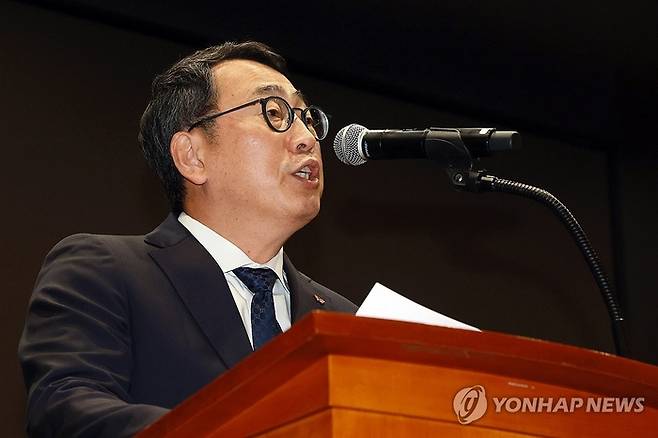 유영상 SK텔레콤 대표. 연합뉴스