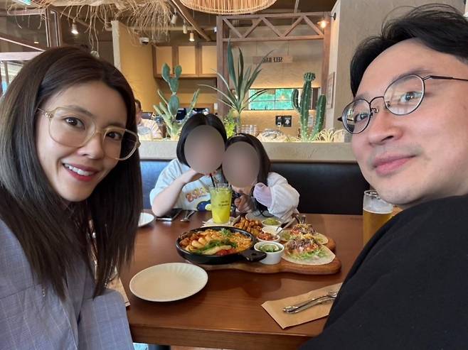 이윤지 남편 치과의사 정한울이 자신의 외도로 이윤지와 이혼했다는 루머를 일축했다. /사진=인스타그램 갈무리