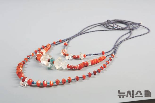 [김해=뉴시스]국립김해박물관 크리스탈 가야 특별전. (사진=국립김해박물관 제공). 2025.05.12. photo@newsis.com