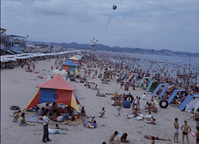 과거 송도해수욕장 전경. 포항시 제공
