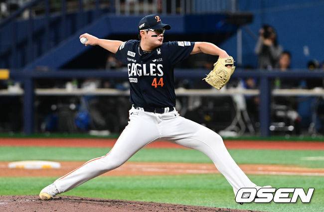 [OSEN=고척, 조은정 기자] 9회말 한화 김서현이 역투하고 있다. 2025.05.09 /cej@osen.co.kr