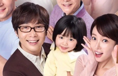 황정음이 ‘지붕뚫고 하이킥’ 식구들이 15년 만에 뭉친 현장을 공개했다. 황정음 인스타그램 캡처