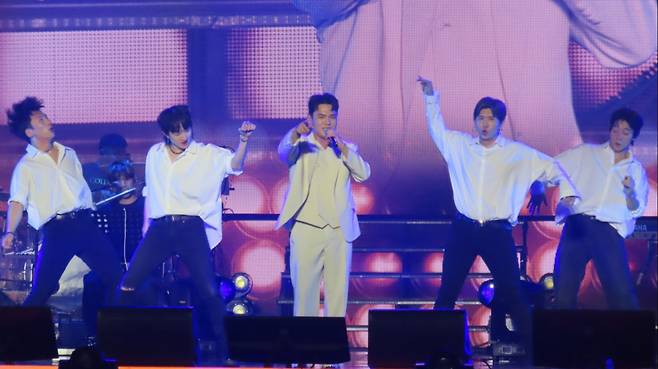 김용빈·손빈아·천록담·춘길·최재명·추혁진 '미스터트롯3' 광주 콘서트 大성황