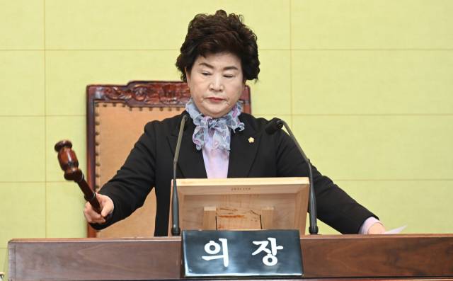 거제시의회 신금자 의장. 부산일보DB