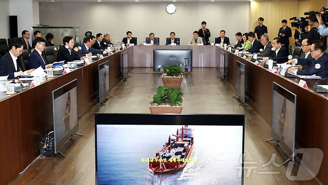 중소기업중앙회는 13일 중소기업중앙회에서 임기근 조달청장 초청 중소기업인 간담회를 개최했다. (중기중앙회 제공)