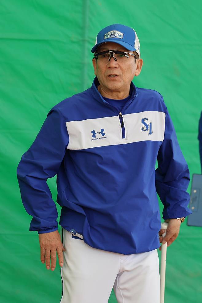 삼성이 퓨처스 최일언 감독은 1군 수석코치로 올렸다. 사진 | 삼성 라이온즈