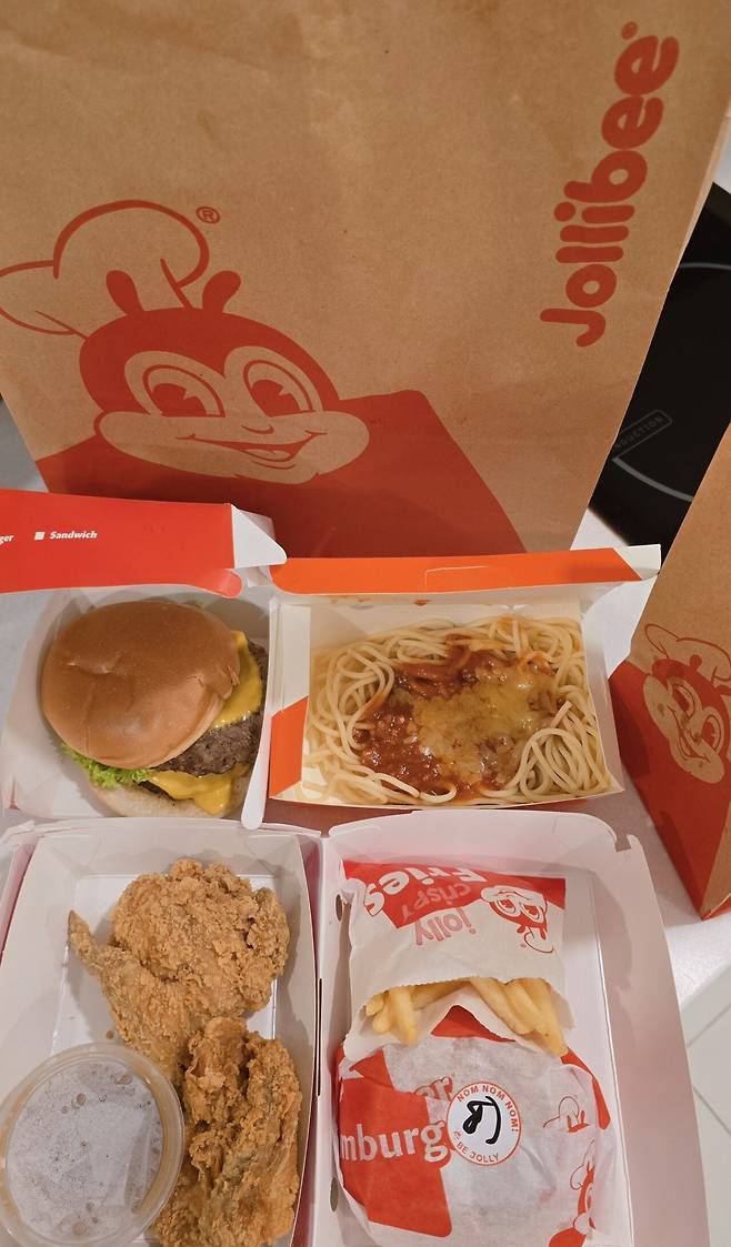 20250513_215956.jpg 졸리비 in 말레이시아 첫영접