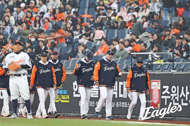 한화 이글스 선발진이 끈끈한 유대감을 앞세워 시너지를 내고 있다. 사진=한화 이글스