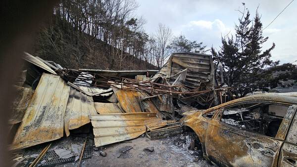 청송 목계교회 피해 현장.