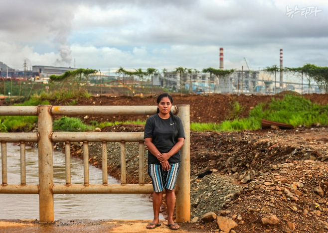 ▲인도네시아 북말루쿠 오비 섬 주민 누르하야티 주마디 (출처: Rifki Anwar, 몽가베이 인도네시아)