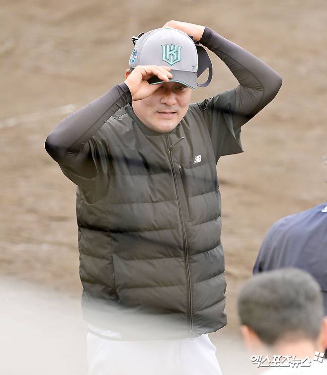 KT 위즈 이종범 코치가 올해 스프링캠프에서 훈련을 준비하고 있다. 엑스포츠뉴스 DB