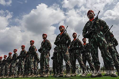 인도네시아 군인들 [EPA 연합뉴스. 재판매 및 DB 금지]
