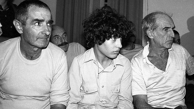 1985년 3월 석방되던 날의 무지카(왼쪽) 전 대통령