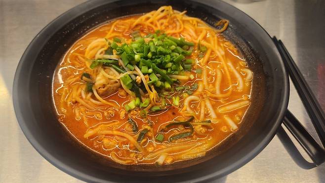 1000009767.jpg 운남쌀국수 + 무한리필고기집