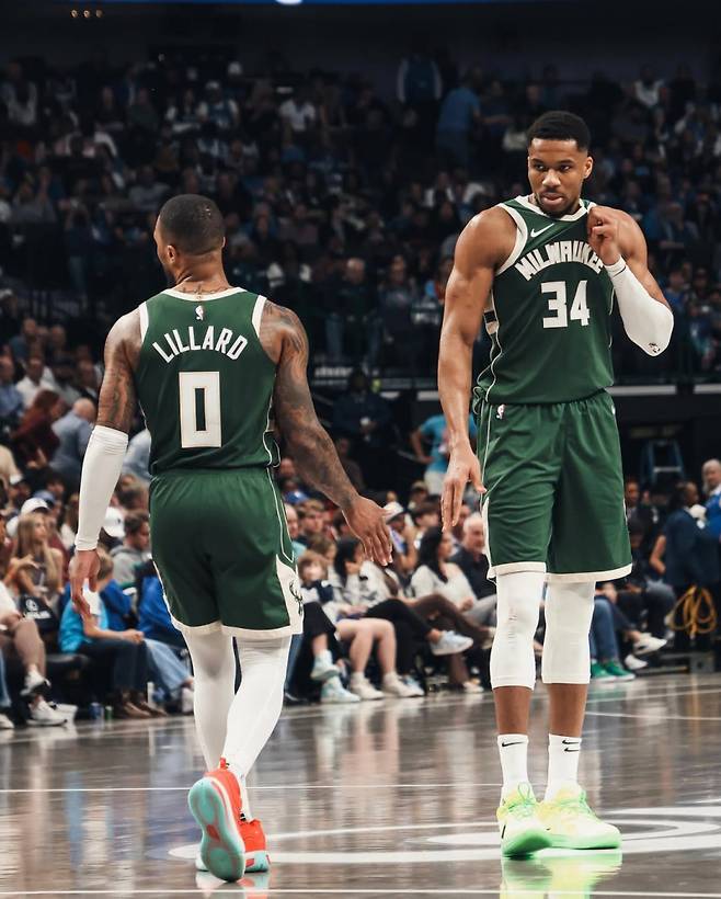 밀워키 아데토쿤보(오른쪽). 사진=아데토쿤보 SNS